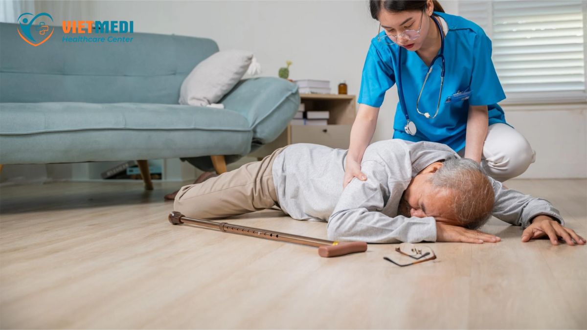 so-cuu-dot-quy-tai-nha-1