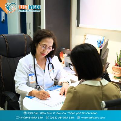 ĐAU DẠ D&Agrave;Y K&Eacute;O D&Agrave;I N&Ecirc;N KH&Aacute;M B&Aacute;C SĨ TI&Ecirc;U H&Oacute;A N&Agrave;O?