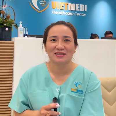 Kh&aacute;ch H&agrave;ng Nữ