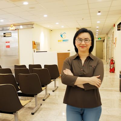 Kh&aacute;ch H&agrave;ng Nữ, 50 Tuổi