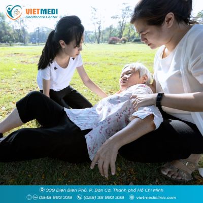 ĐỘT QUỴ L&Agrave; G&Igrave;? DẤU HIỆU NHẬN BIẾT ĐỘT QUỴ